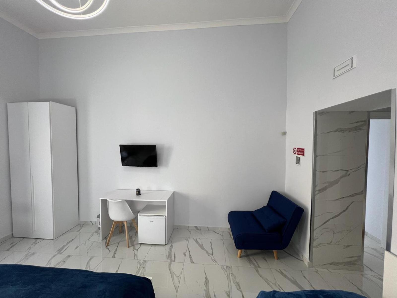Parva Domus 163 Naples